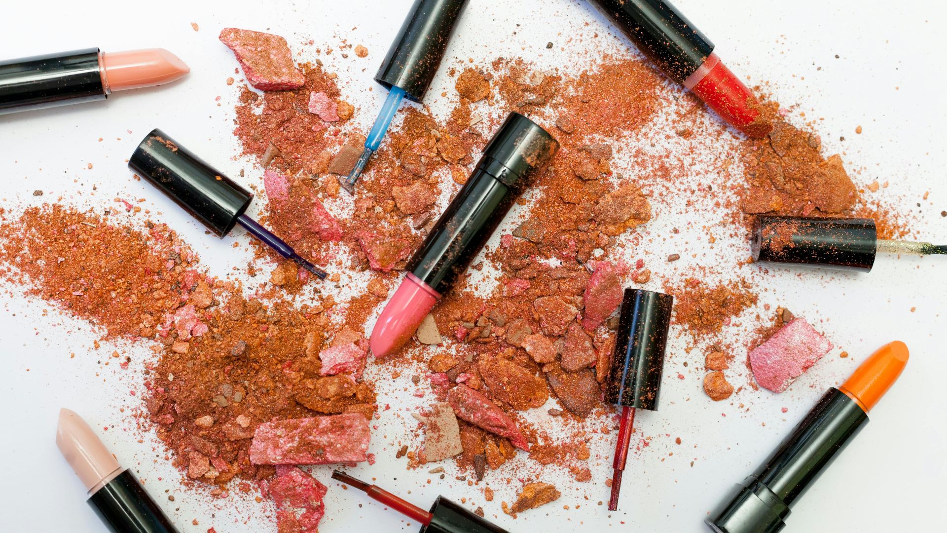 2. Produits cosmétiques ou de soins ouverts