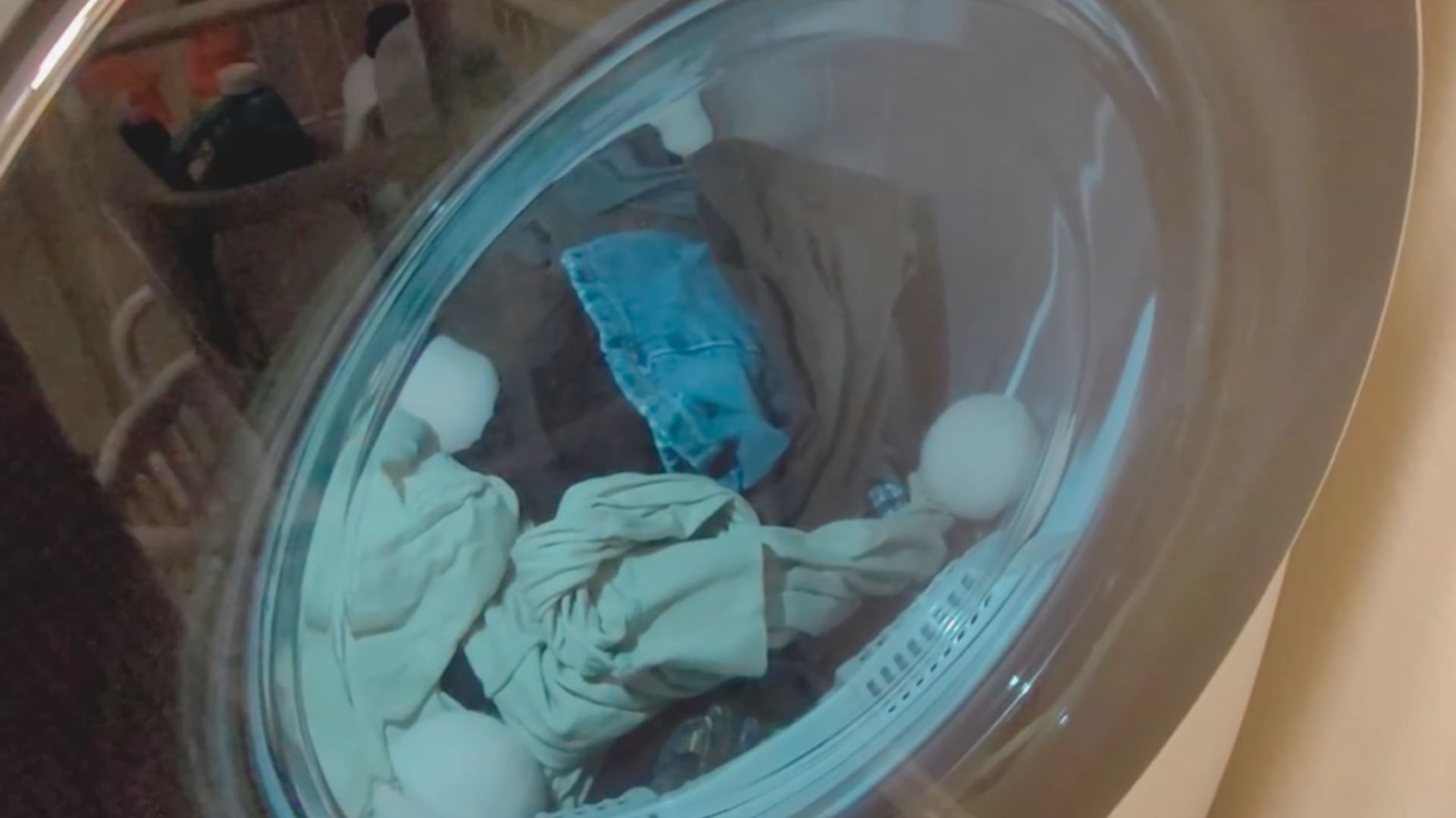 7. Utiliser des boules ou des feuilles de séchage