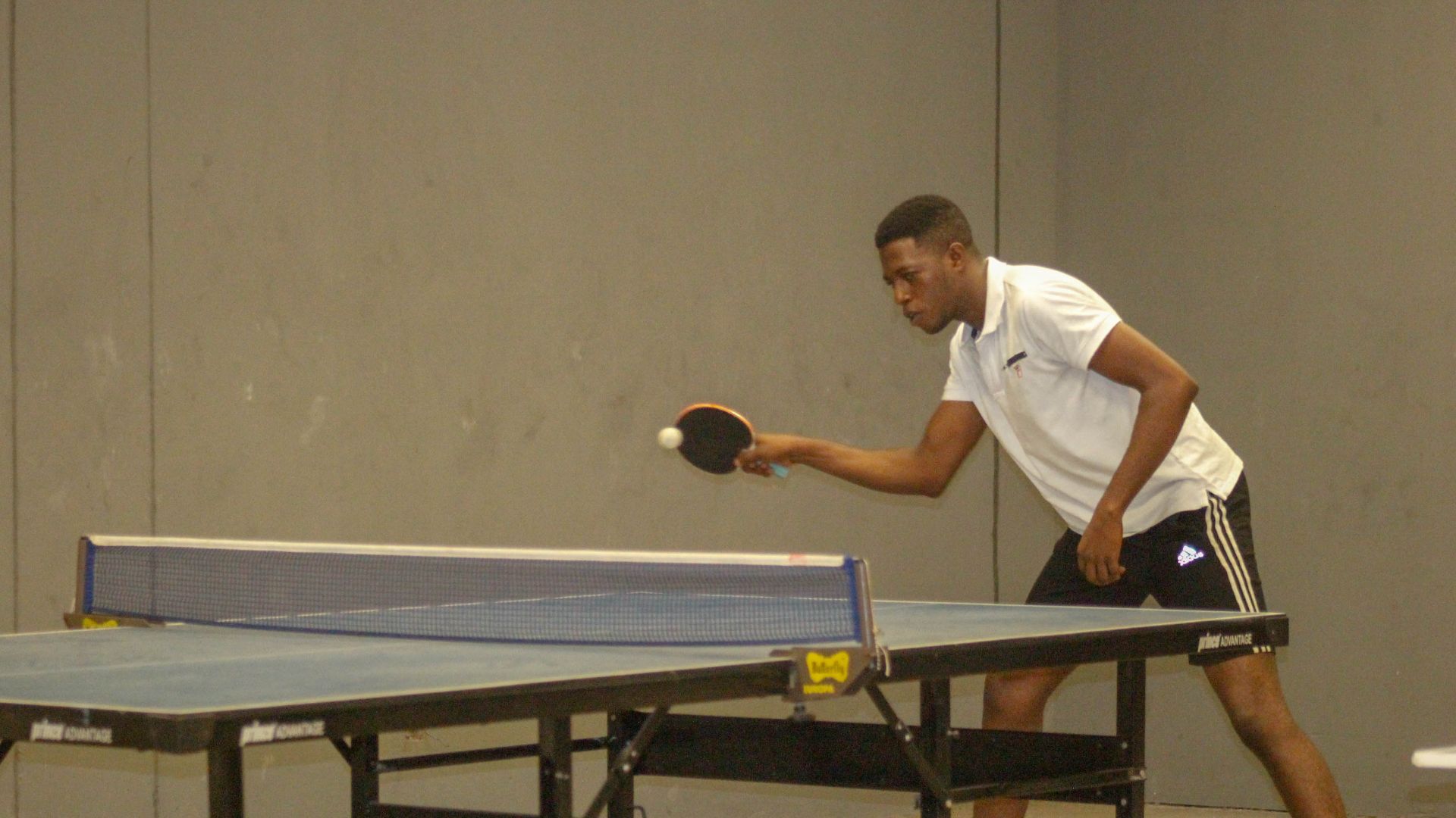 6. Tennis de table