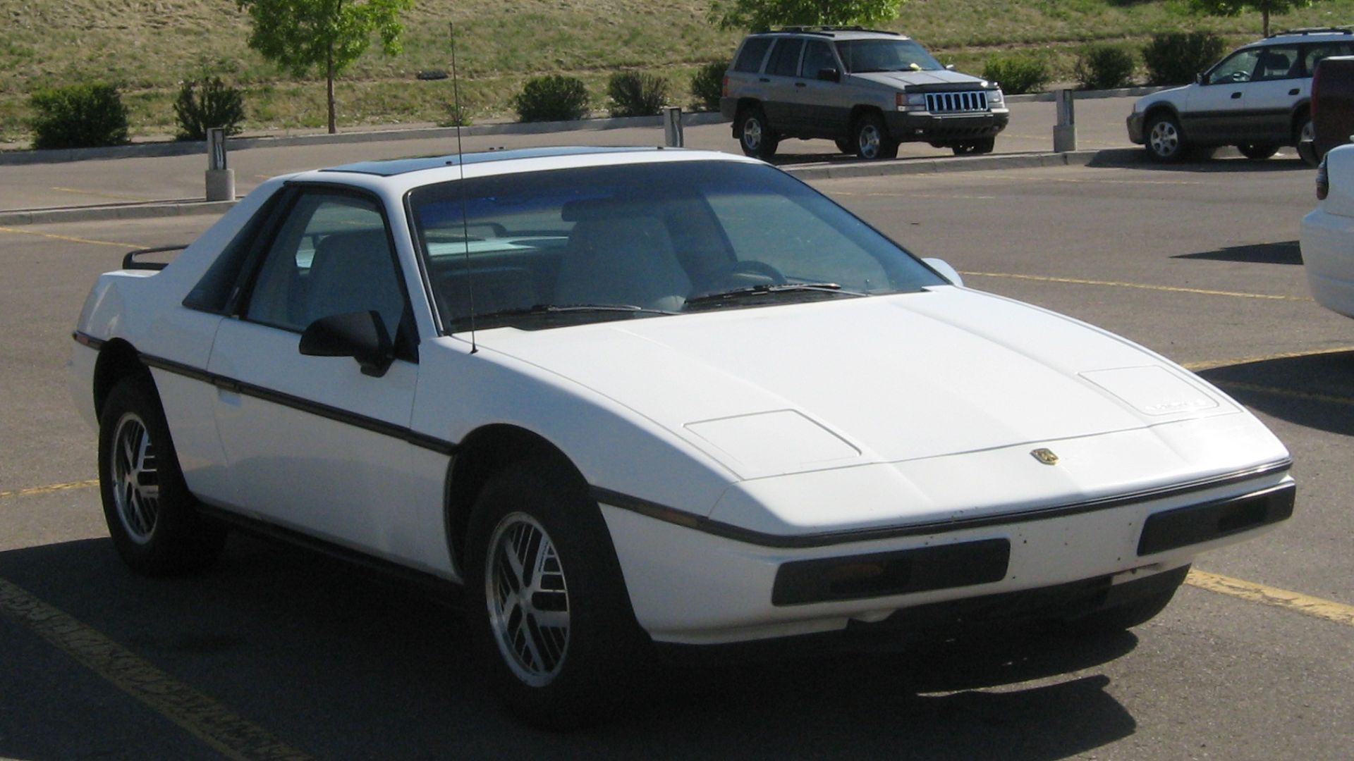 8. Pontiac Fiero