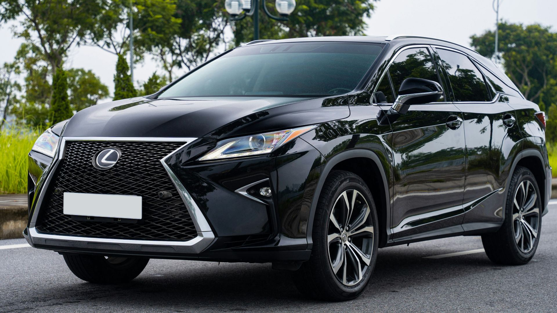 7. Lexus RX
