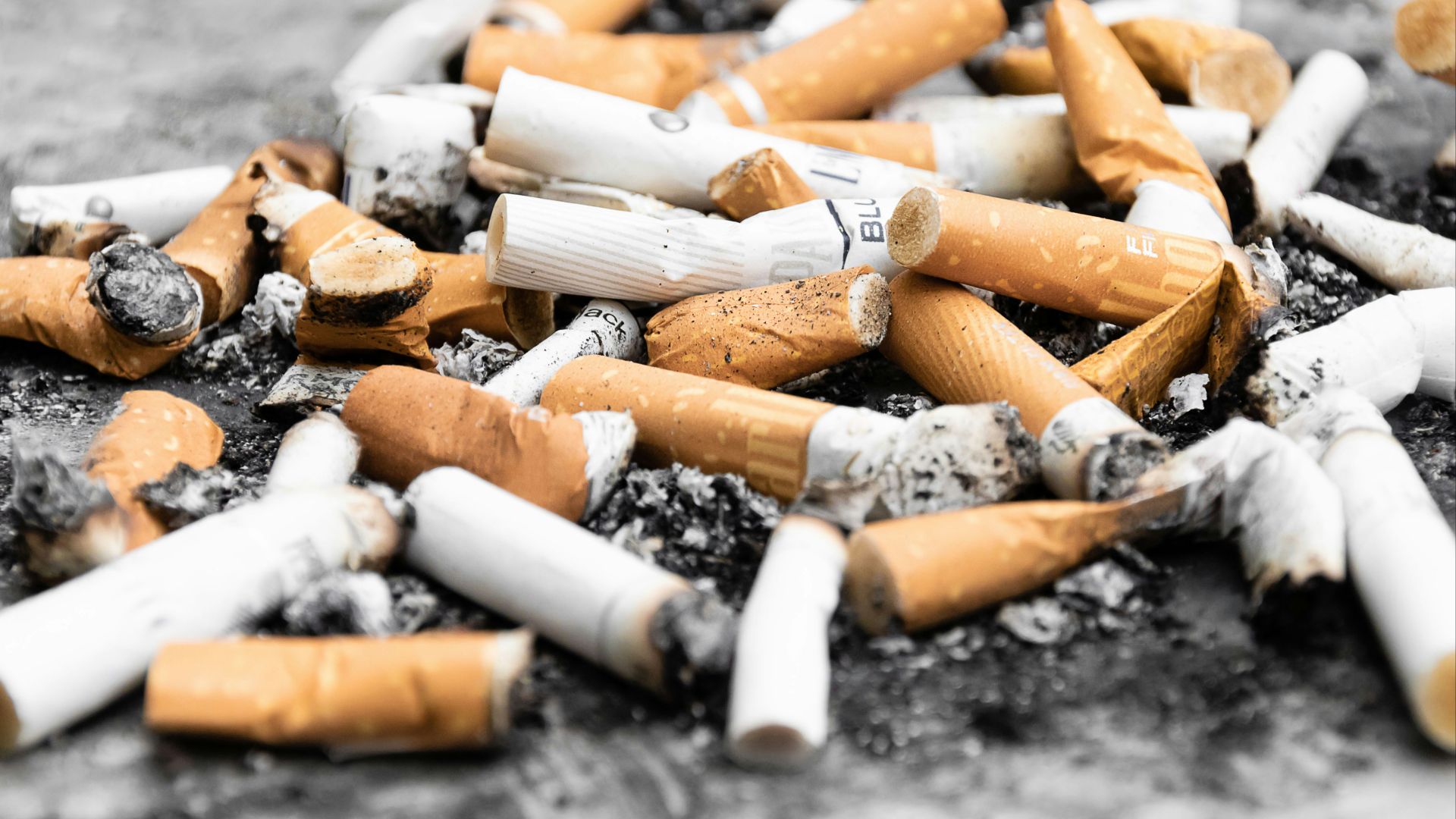 12. Cigarettes et dispositifs de vapotage