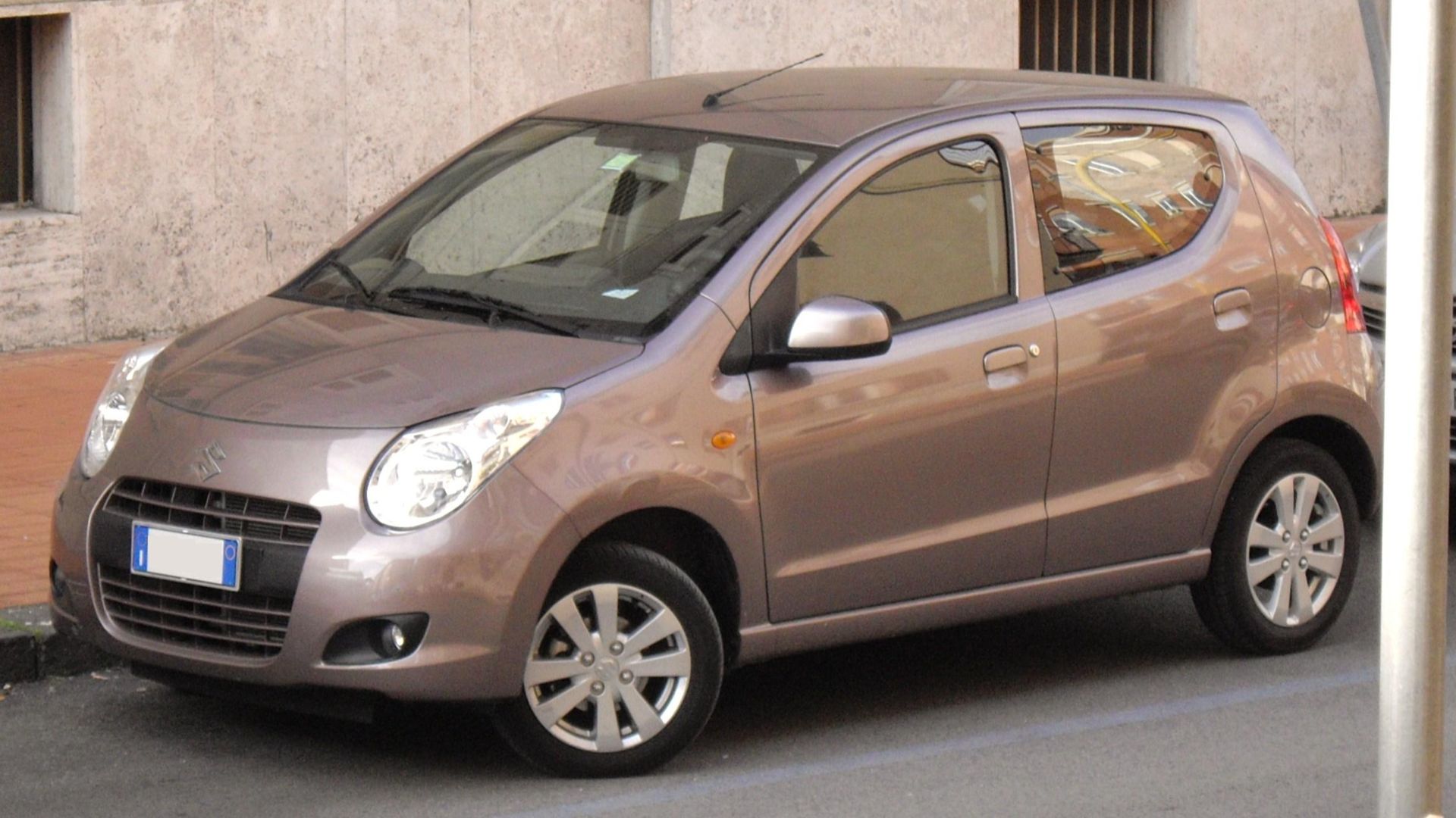 1. Suzuki Alto