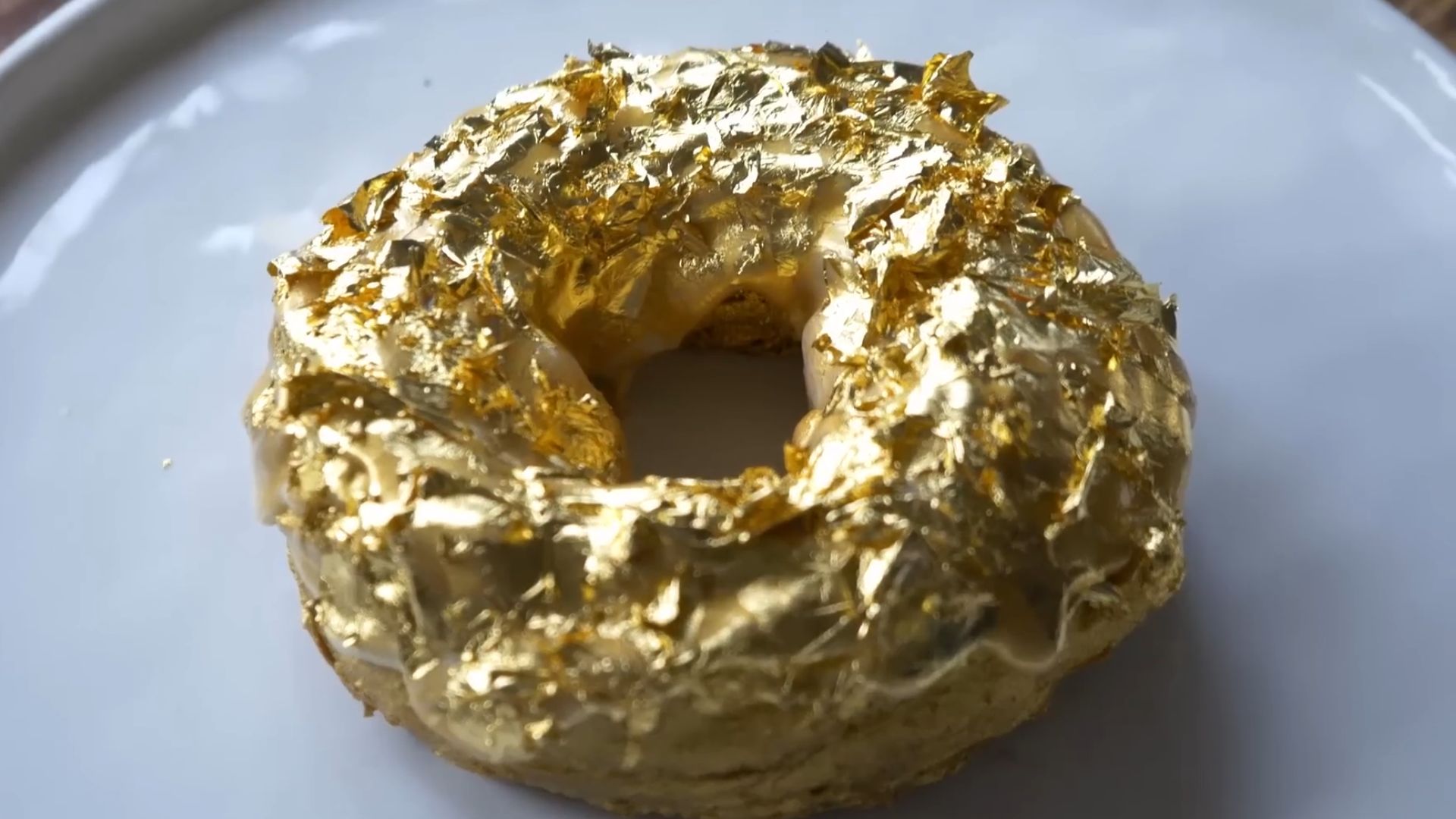 5. Donut feuille d'or