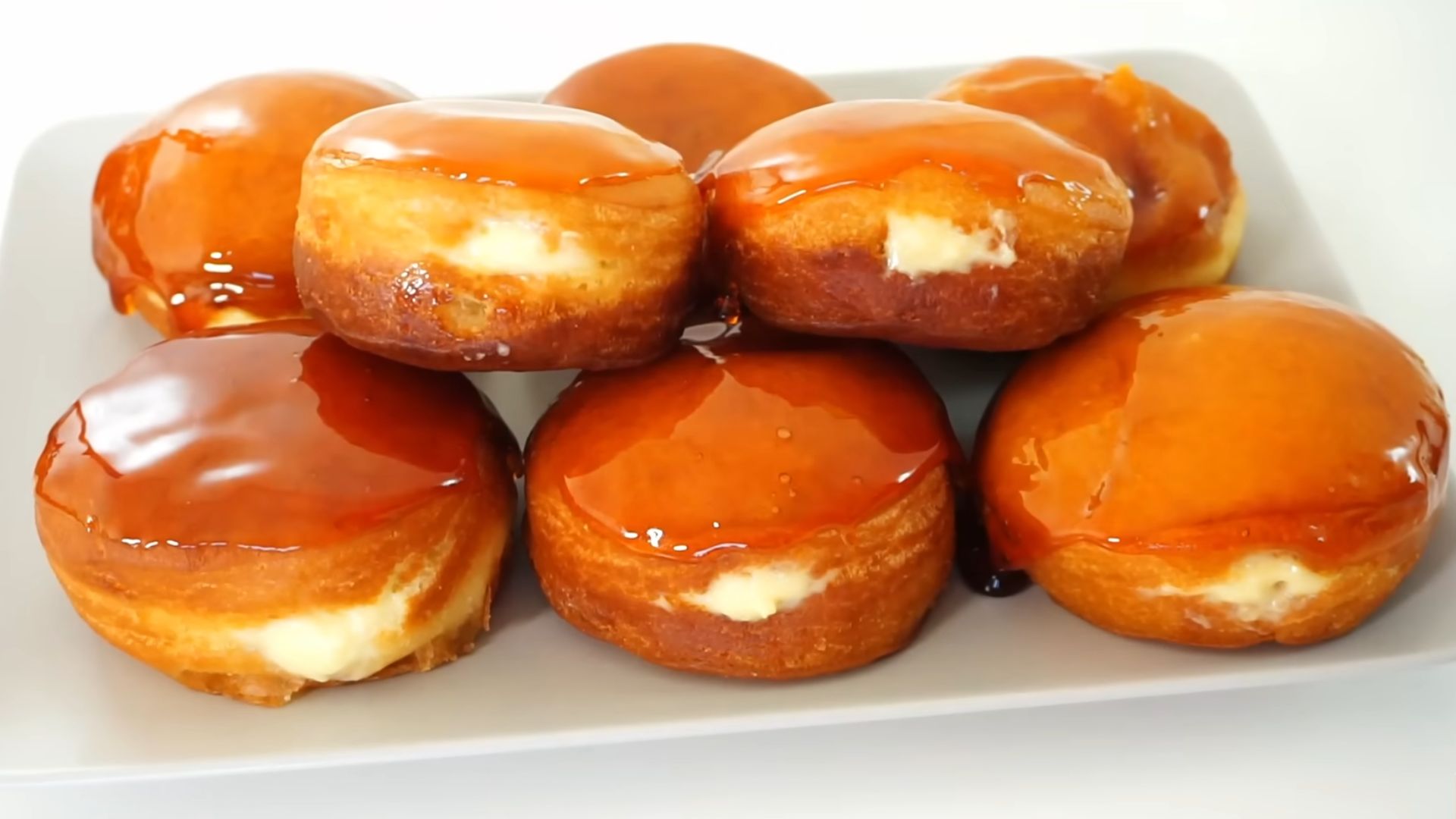 9. Donut à la crème brûlée