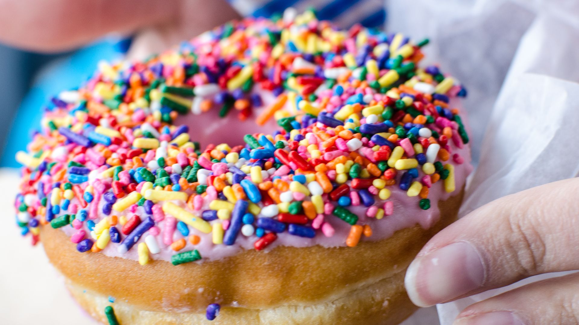 10. Donut givré à la fraise