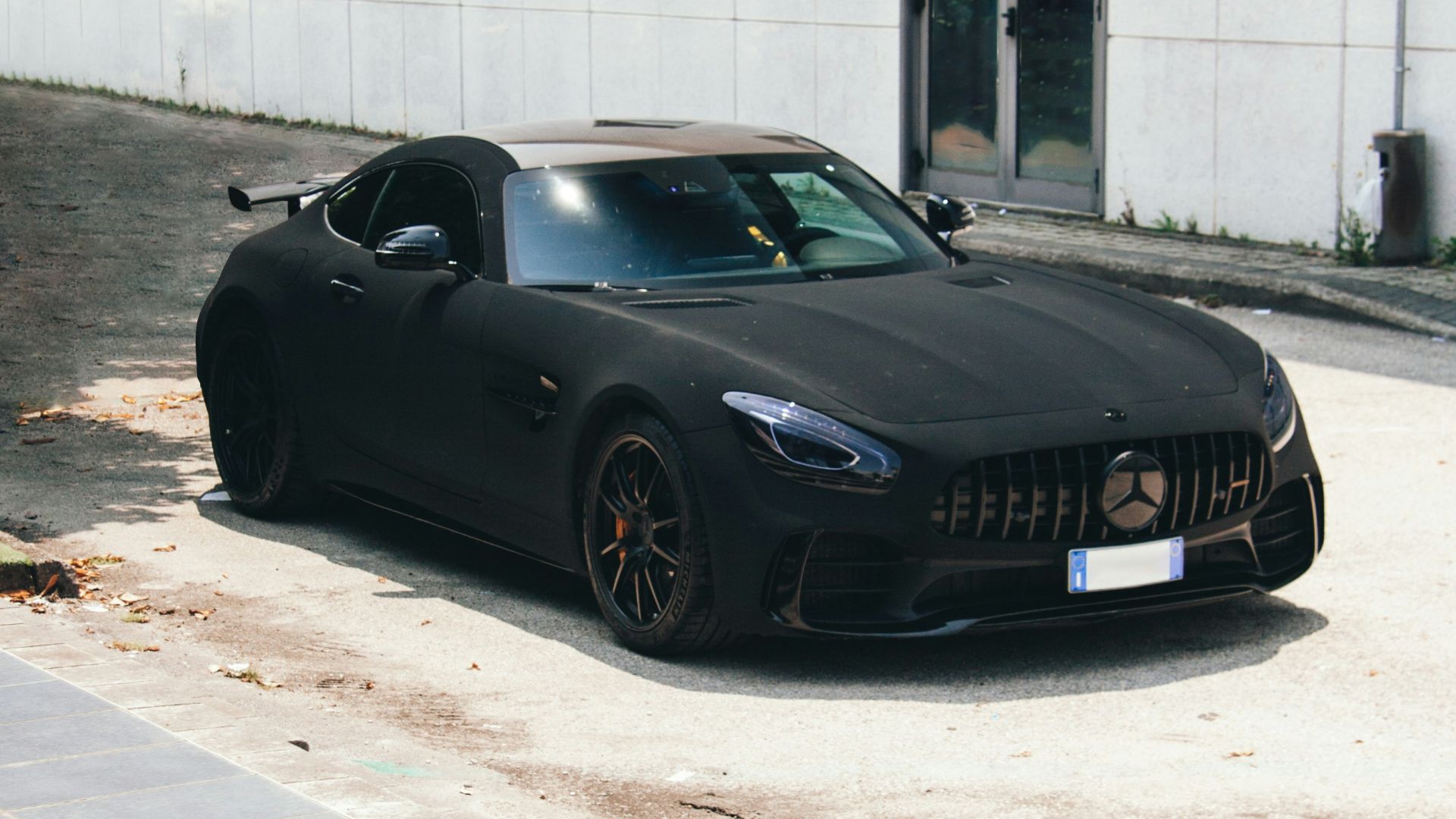 3. AMG-GT