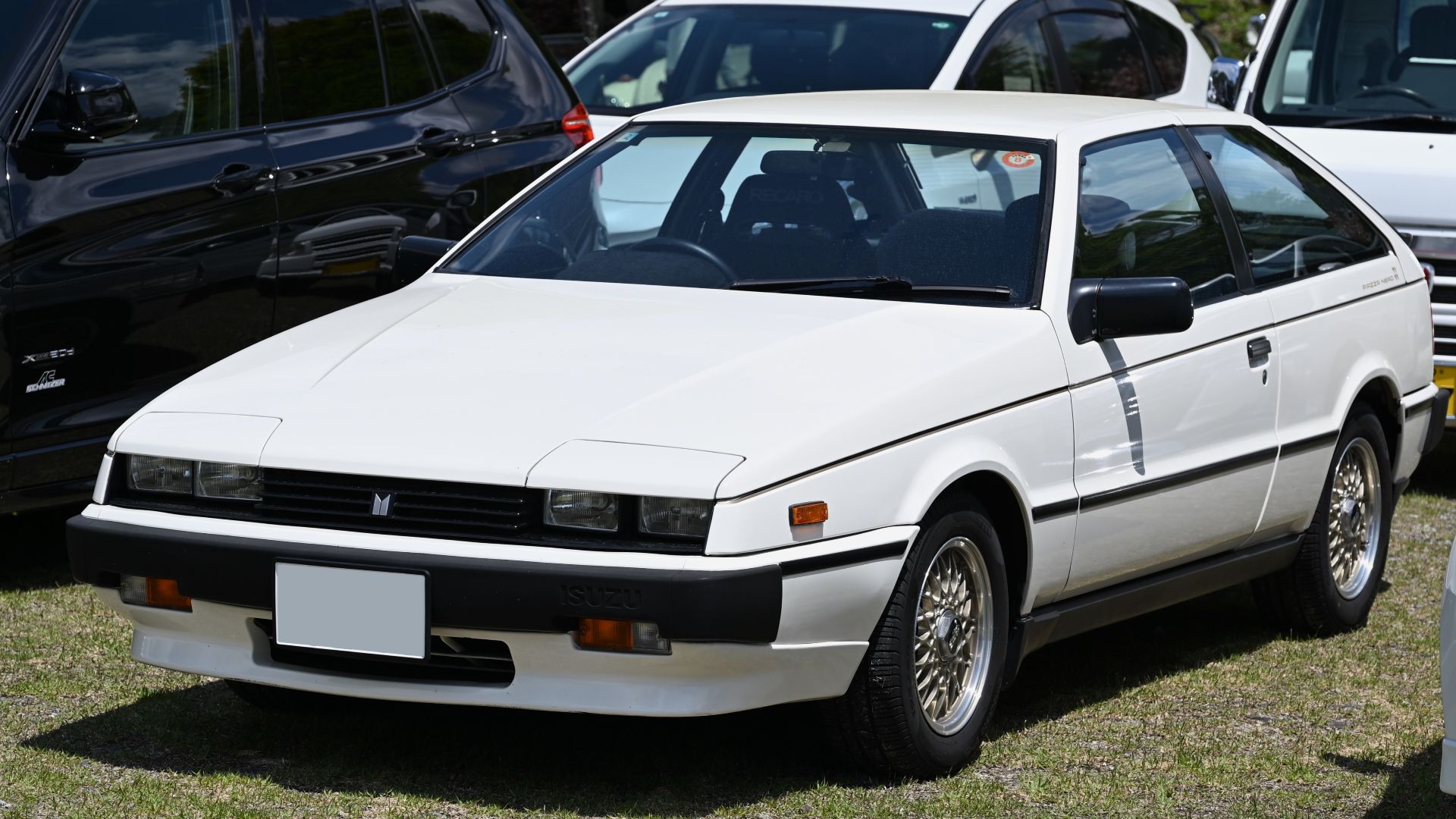 2. Isuzu Piazza (1981-1992)
