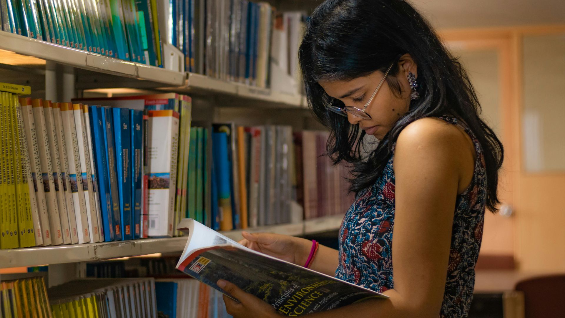 14. Visite de la bibliothèque