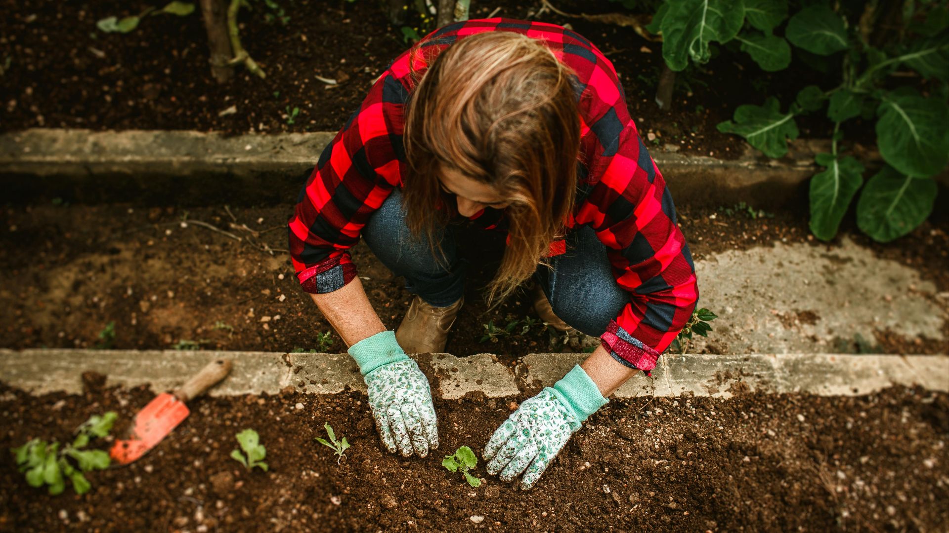 17. Le jardinage à la main