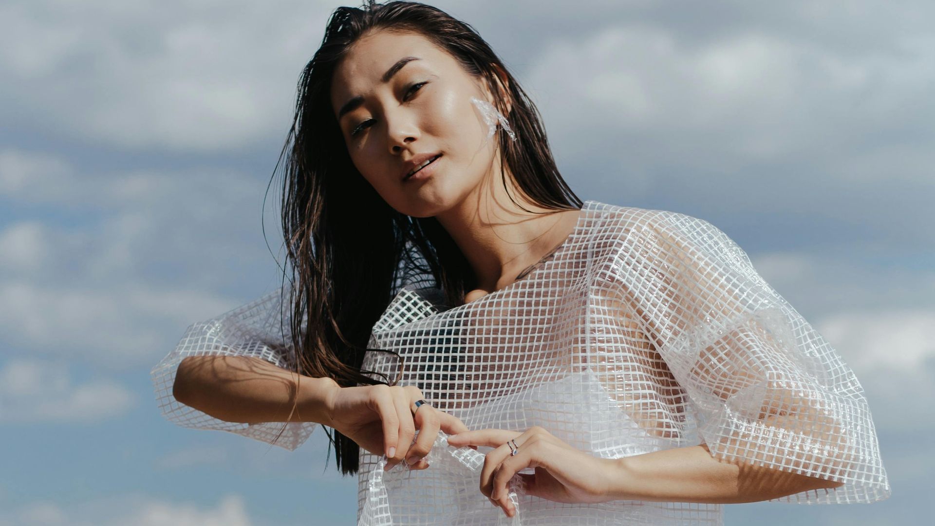 12. Robe en maille superposée à une combinaison