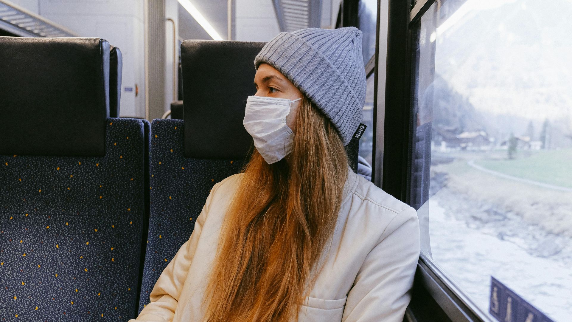 5. Porter un masque dans les espaces bondés ou fermés