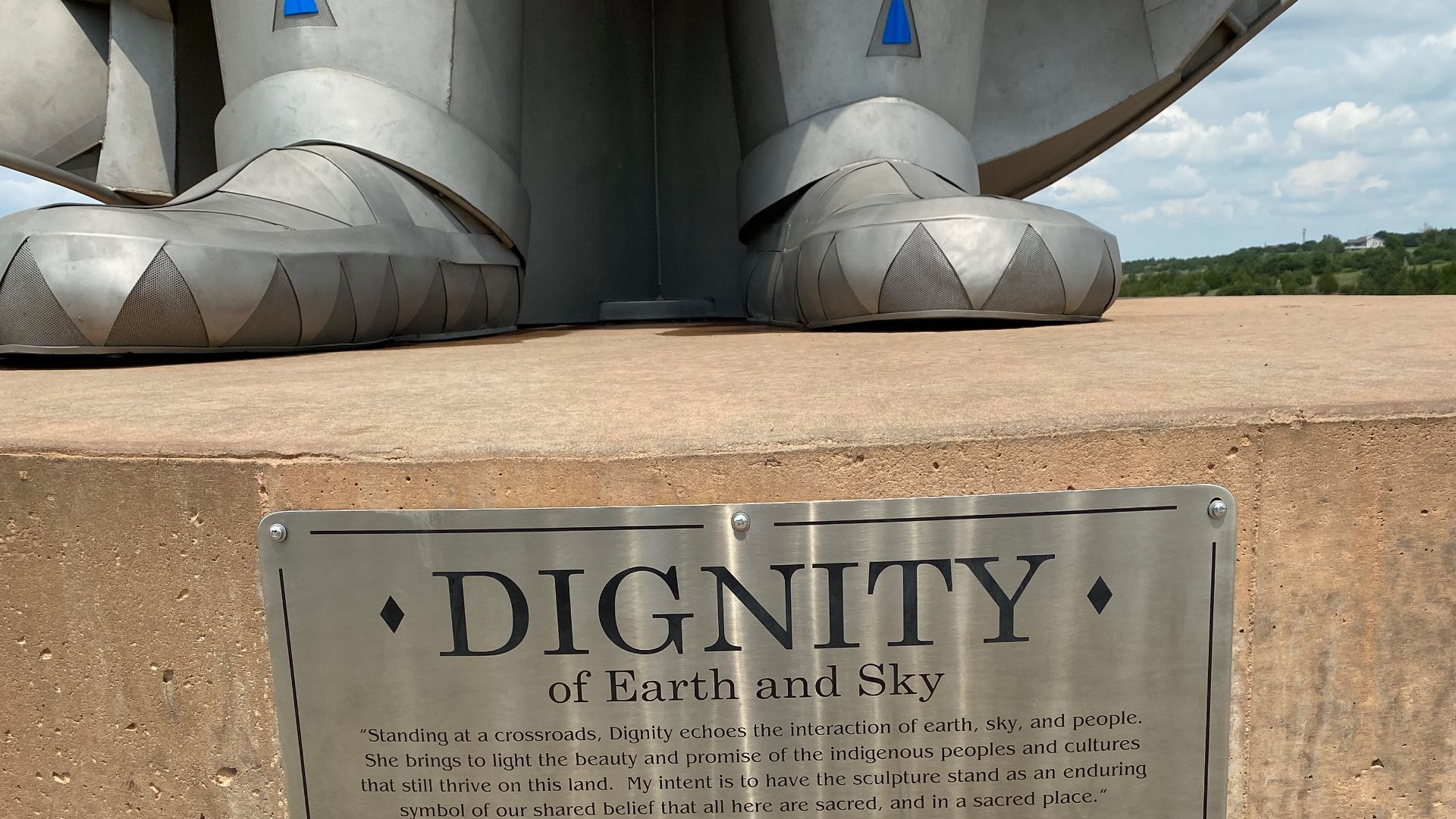 13. Dignité : De la terre et du ciel, Chamberlain, Dakota du Sud