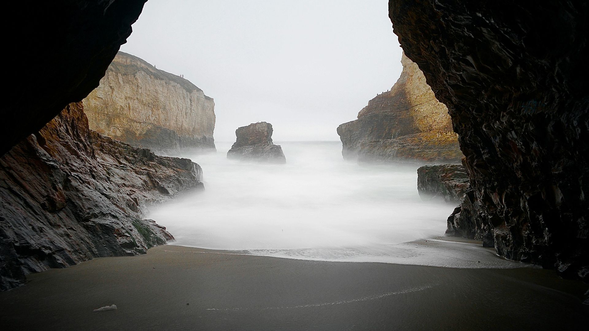 15. Devils Punch Bowl, Otter Rock, Oregon
