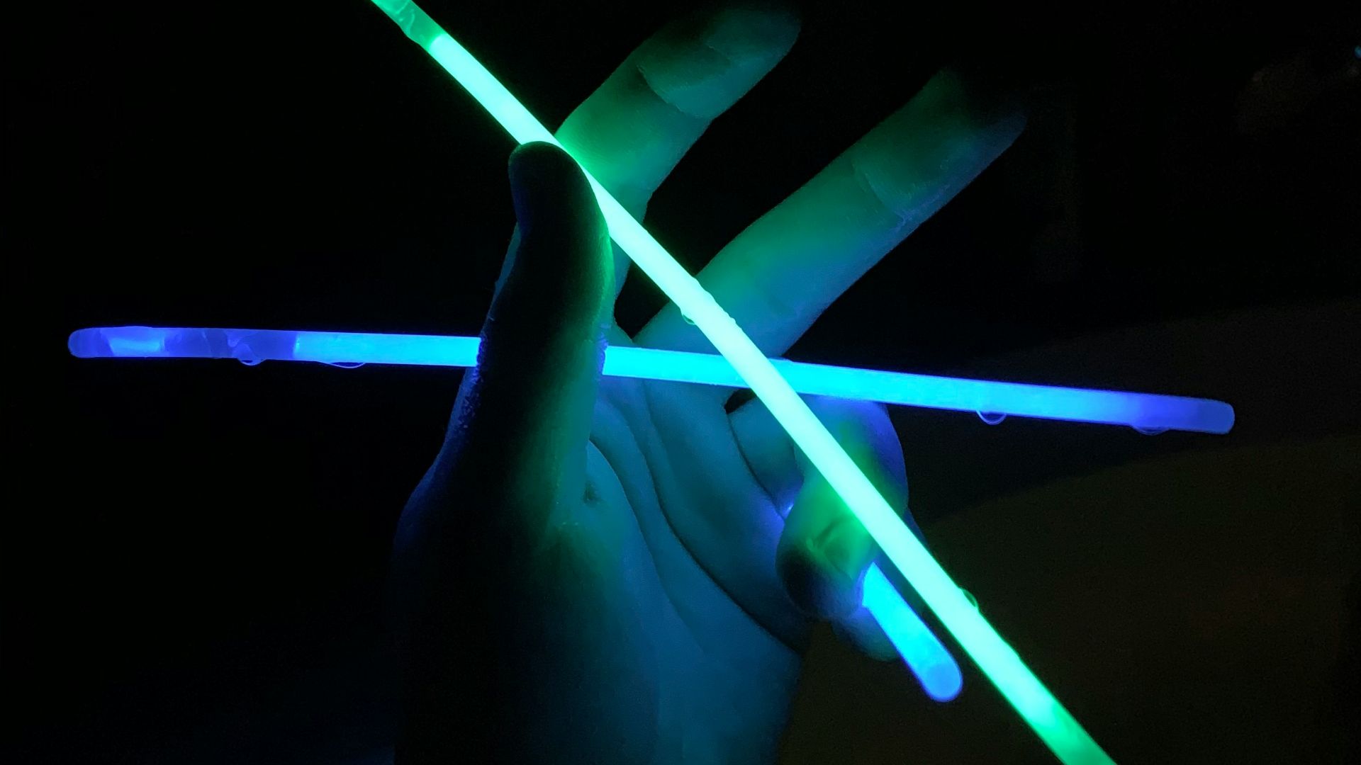 5. Bracelets lumineux