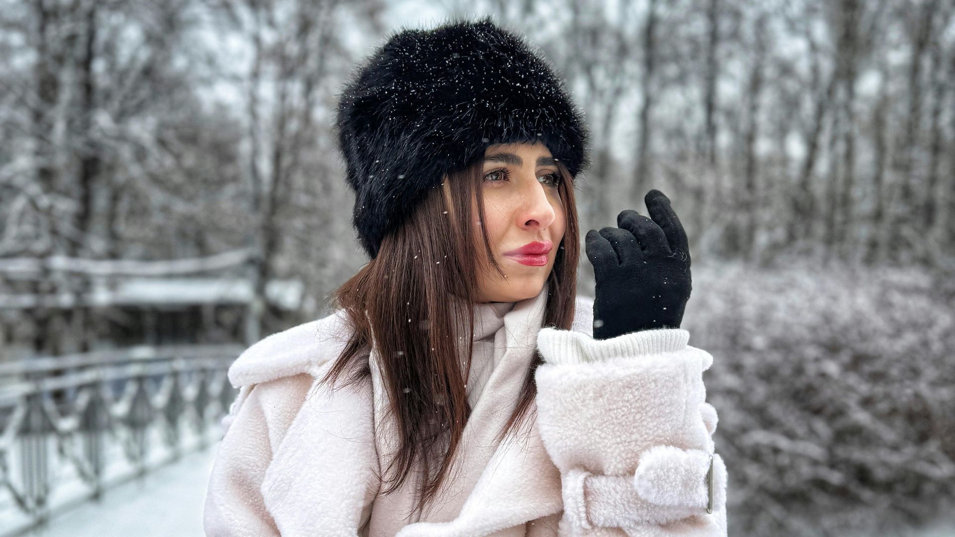 17. Une base neutre permet d'utiliser une seule pièce d'apparat