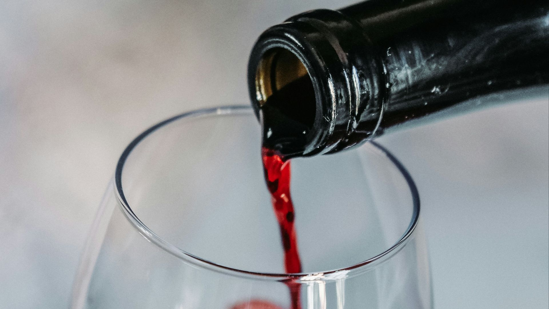 15. Bains au vin rouge