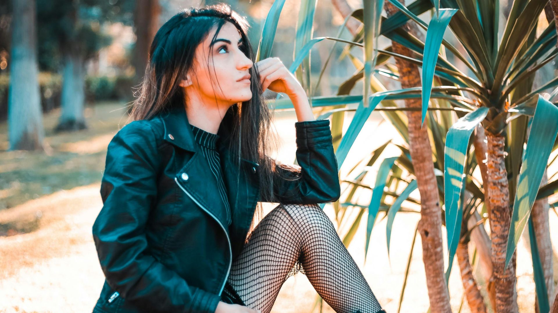 19. Jupe en tulle et veste en cuir