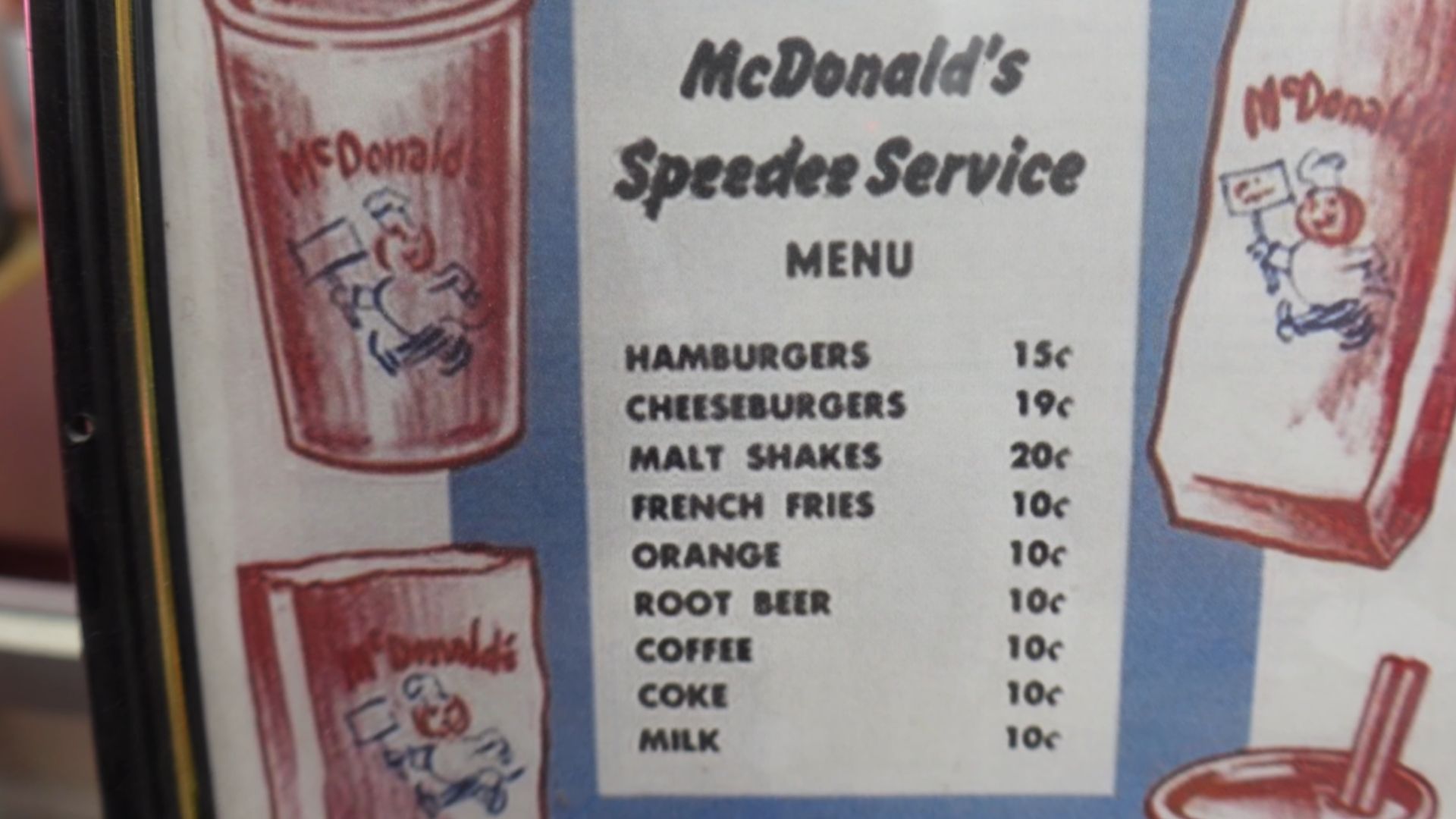 8. Le menu original ne comportait que neuf articles