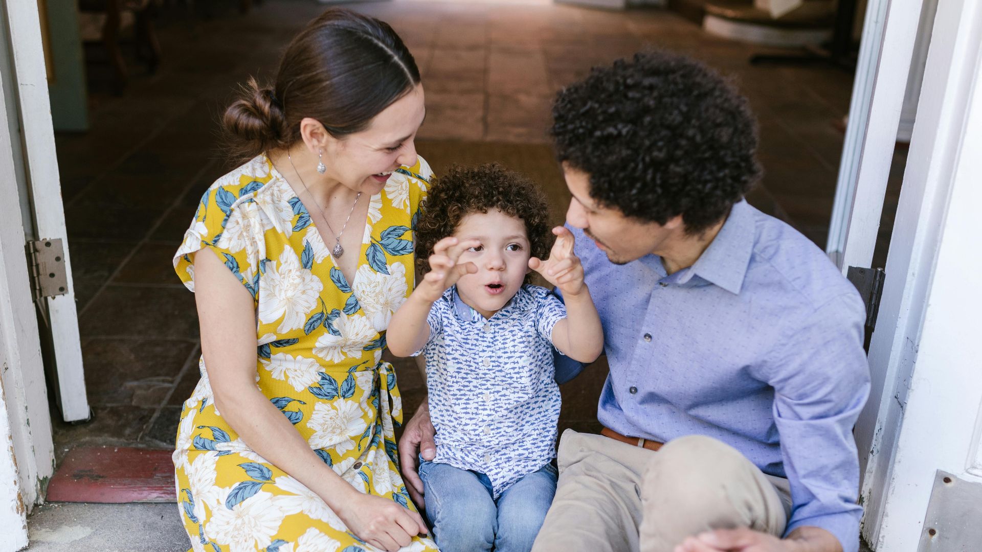 2. Vous laissez votre enfant s'exprimer librement