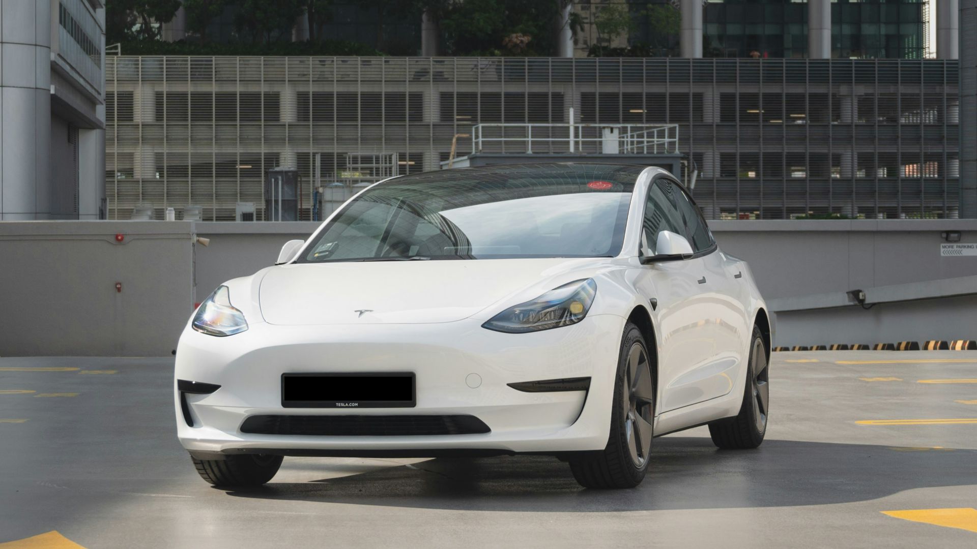 20 raisons pour lesquelles la Tesla Model 3 en vaut la peine