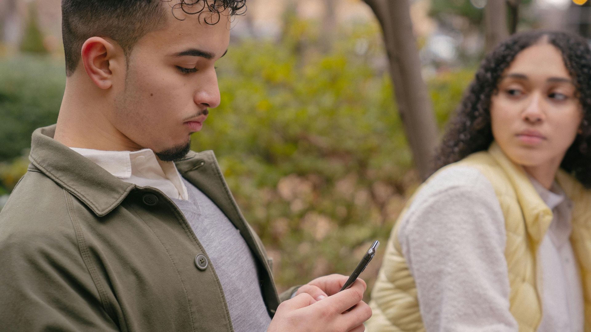 2. Vous faites défiler l'écran sur votre téléphone