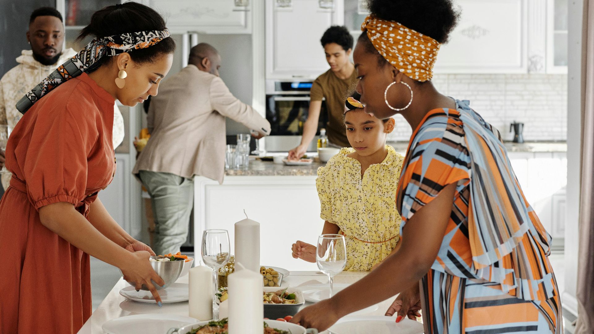 4. Servir le dîner en famille