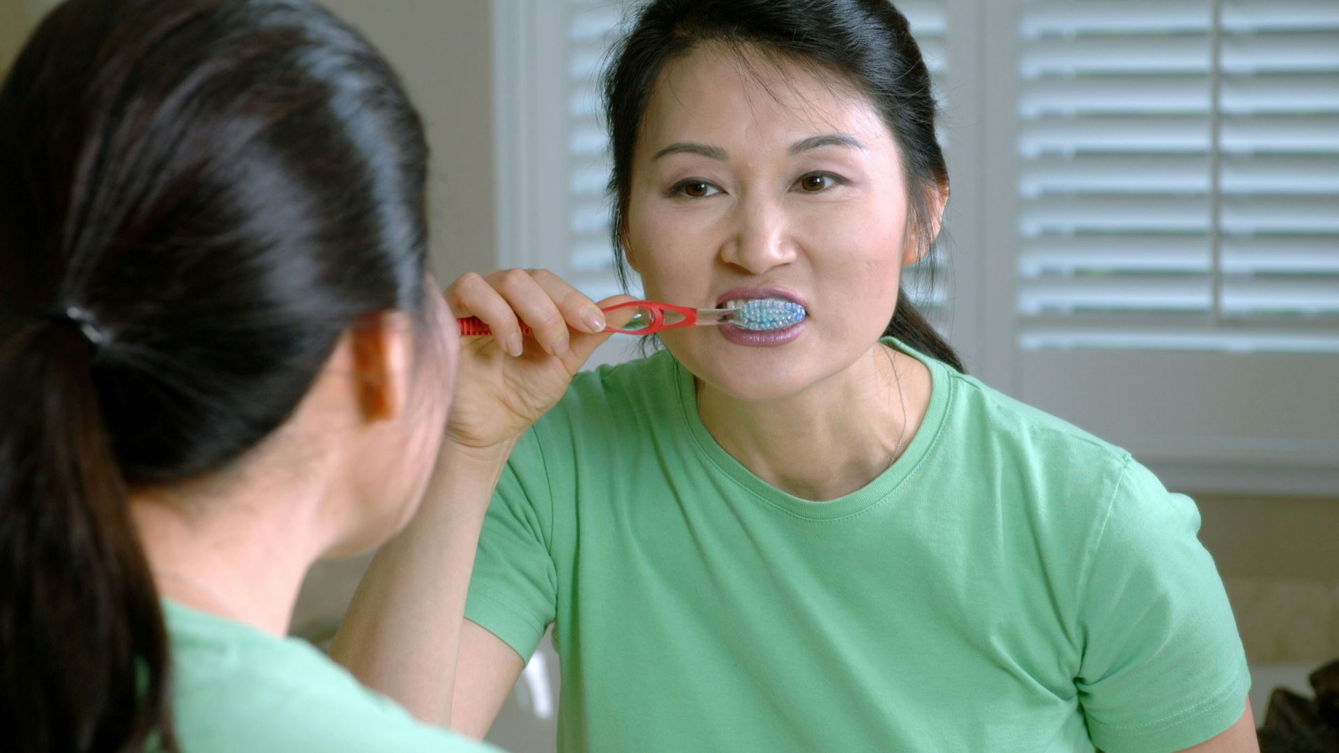 10. Se brosser les dents