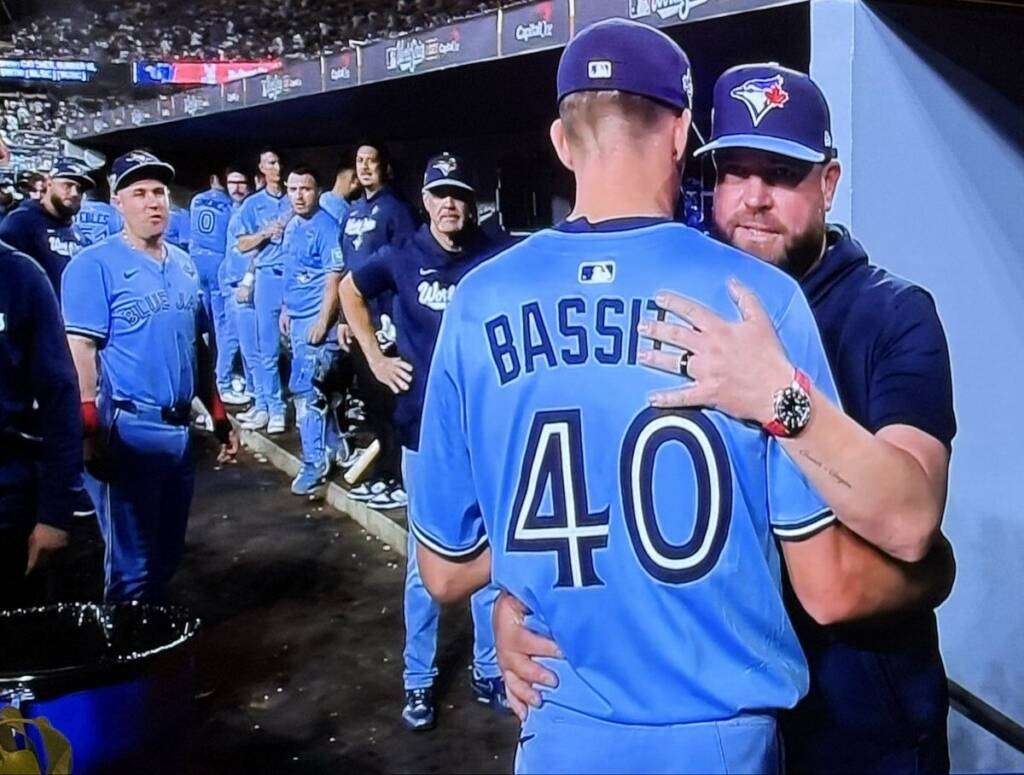Chris Bassitt saves the Blue Jays’ bullpen