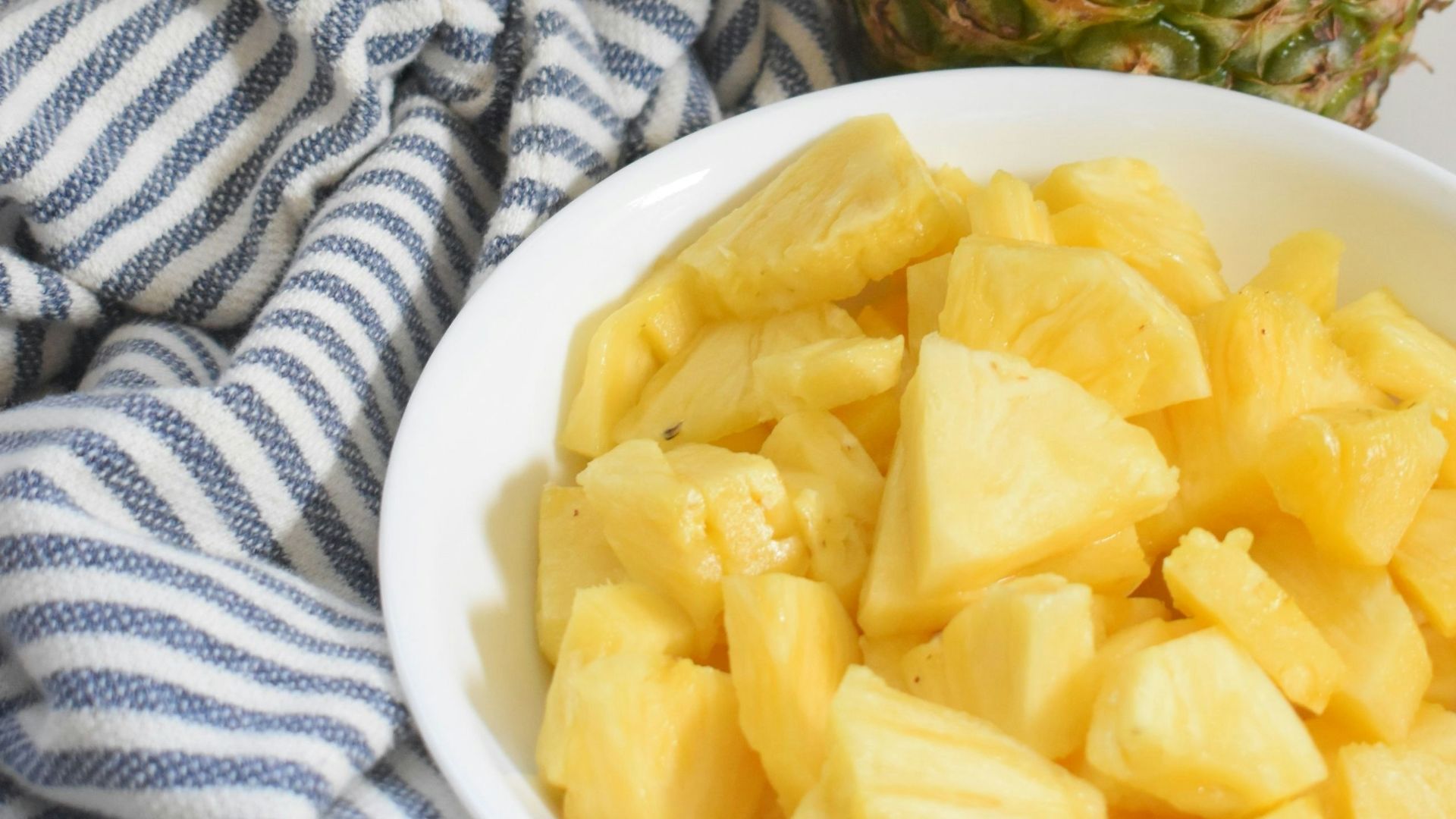 10. Morceaux d'ananas crus