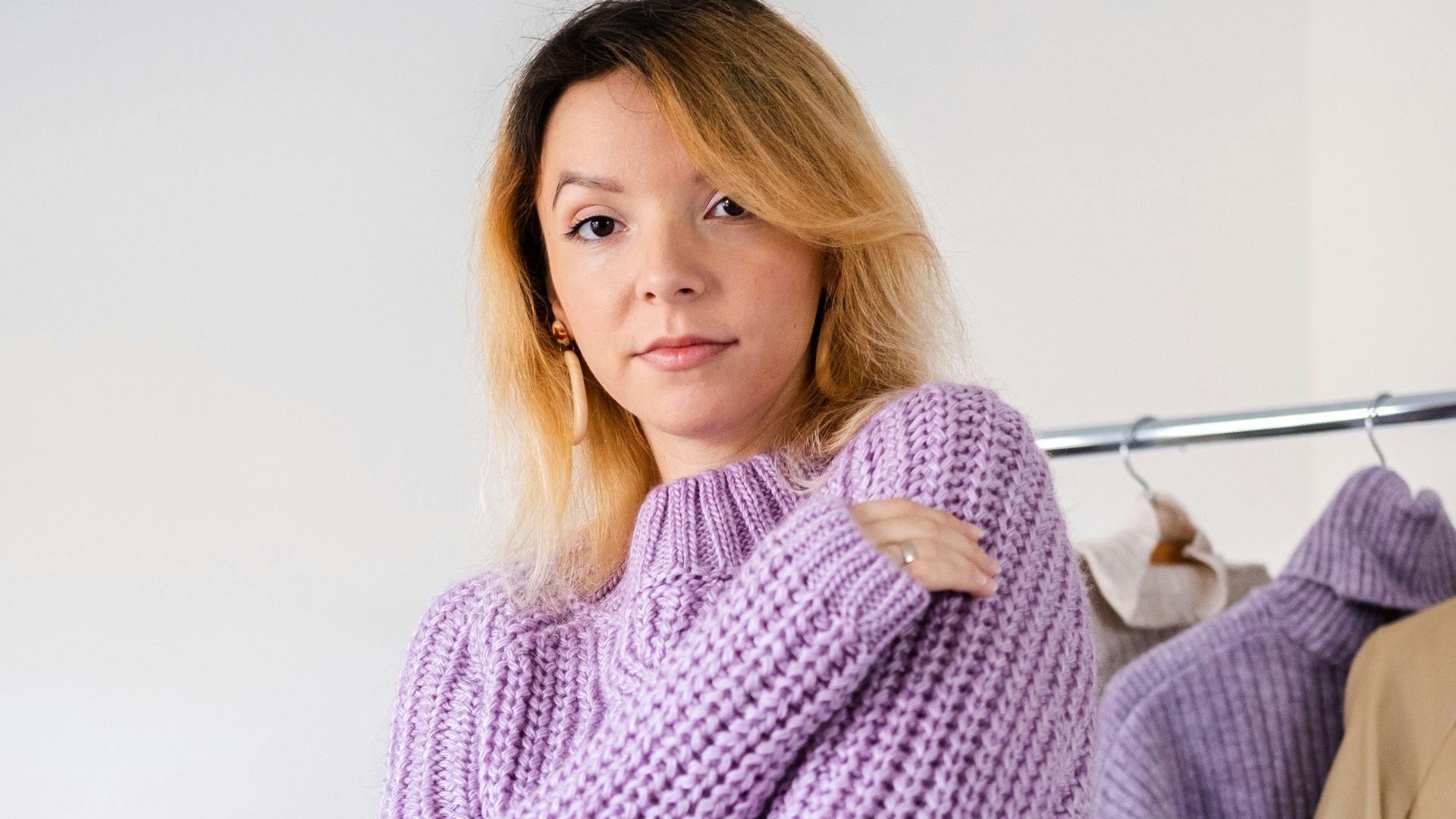 5. Pull en tricot à volants