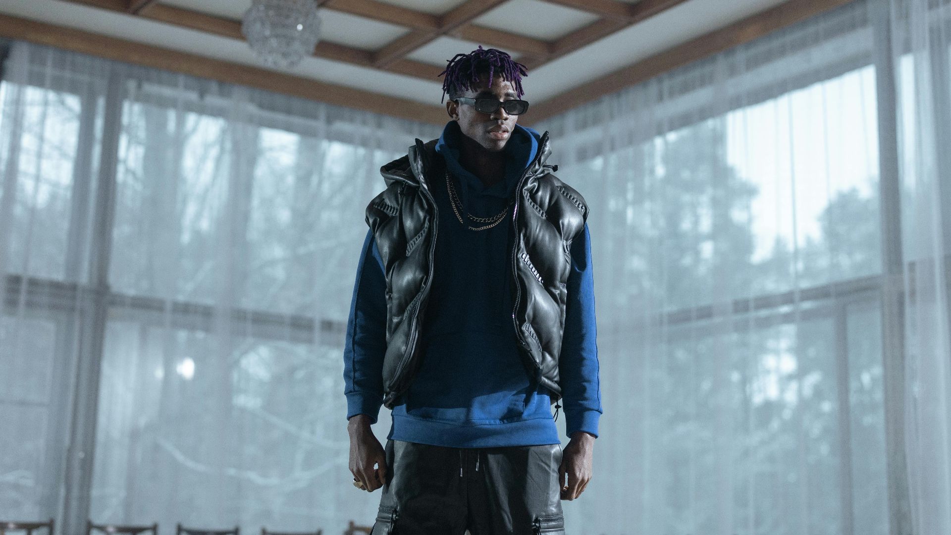 6. Gilet polaire et col roulé