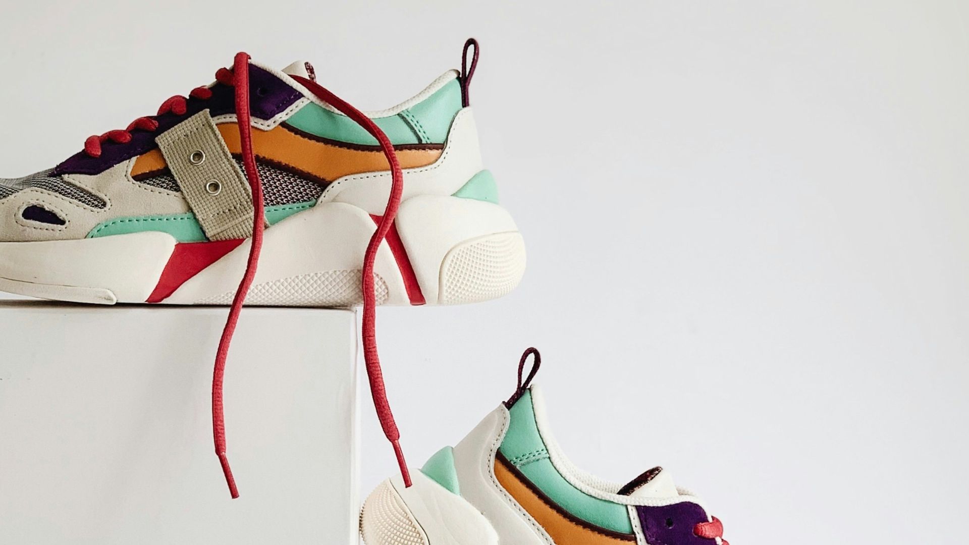 2. Des chaussures différentes