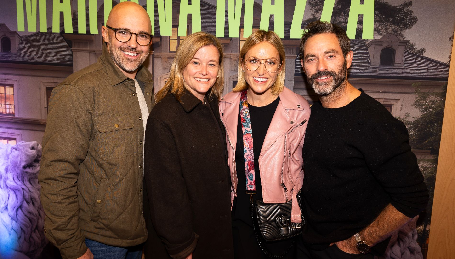 Une 1re apparition publique pour Guillaume Lemay-Thivierge sur le tapis rouge de Mariana Mazza