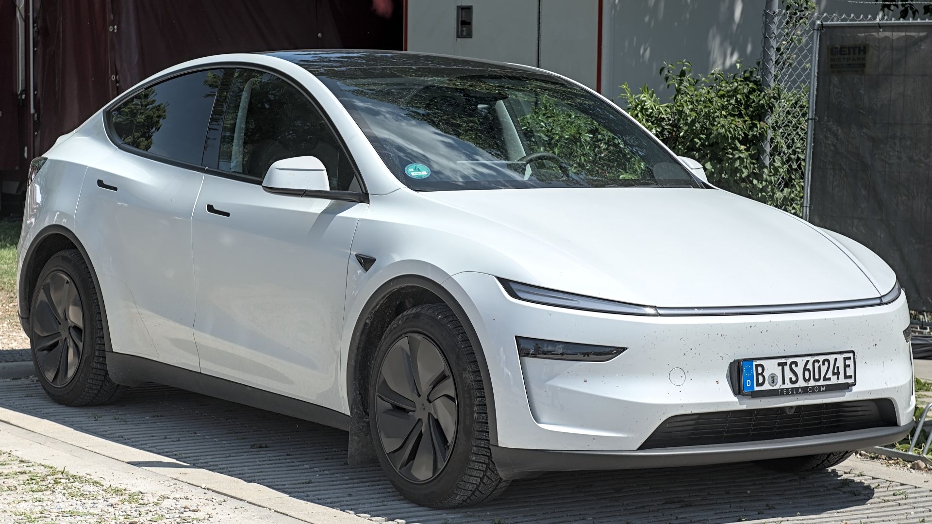1. SUV Tesla Model Y (2020-2025)
