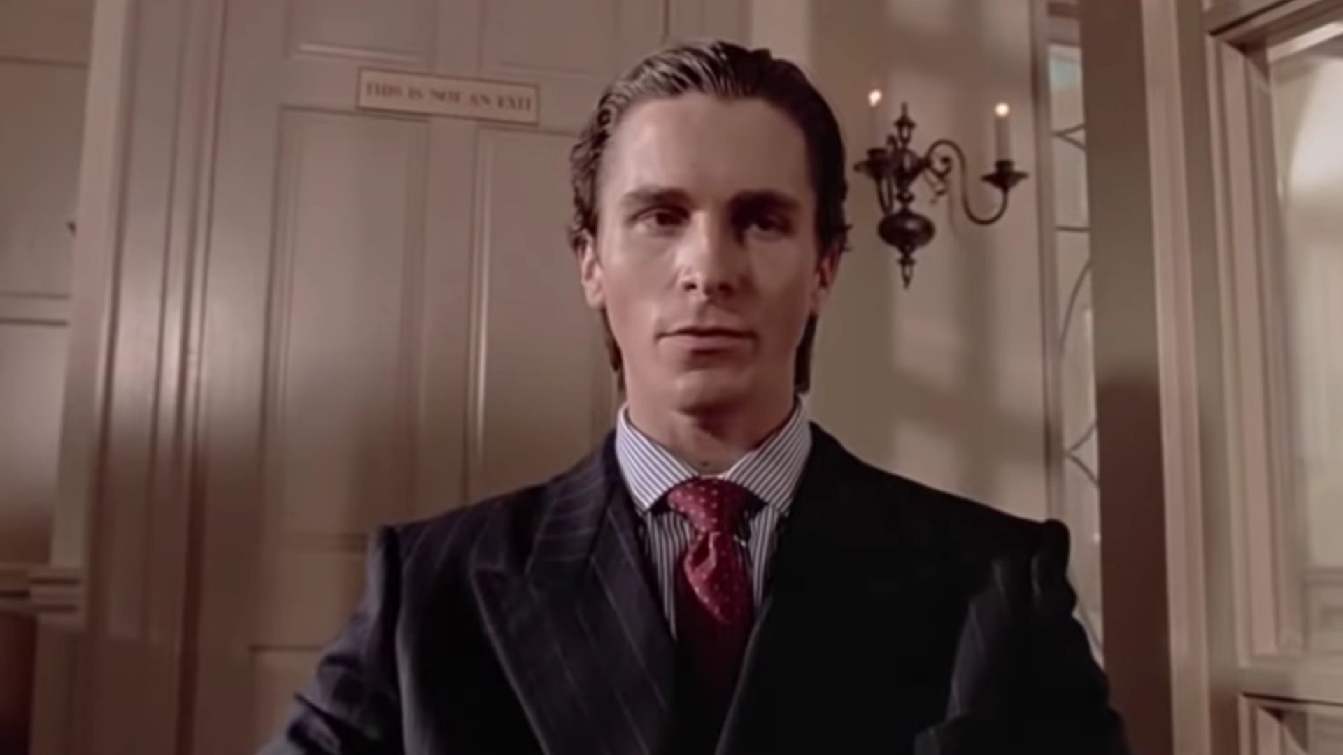 10. Le costume de Wall Street de Patrick Bateman (American Psycho)