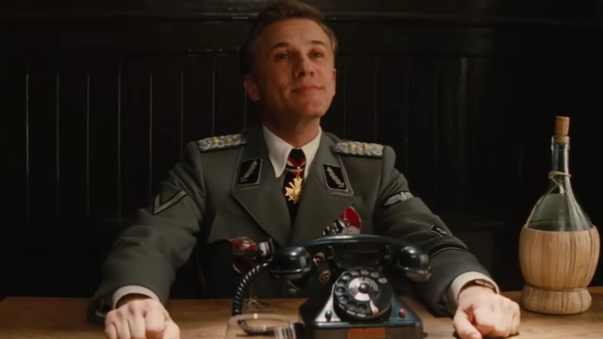 14. L'uniforme SS de Hans Landa (Inglourious Basterds)