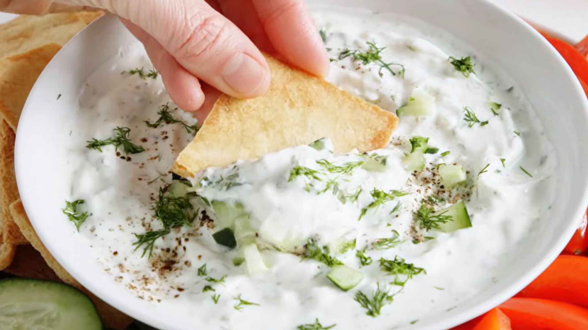 7. Tzatziki au yaourt grec