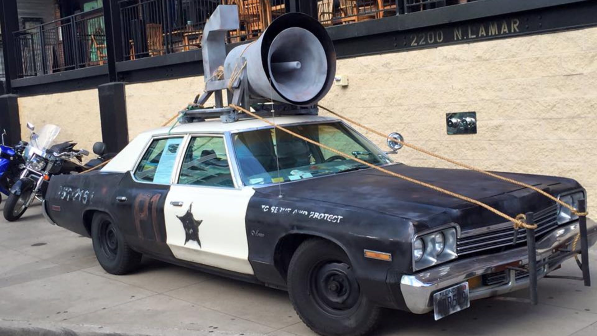 5. Le saut de pont dans The Blues Brothers
