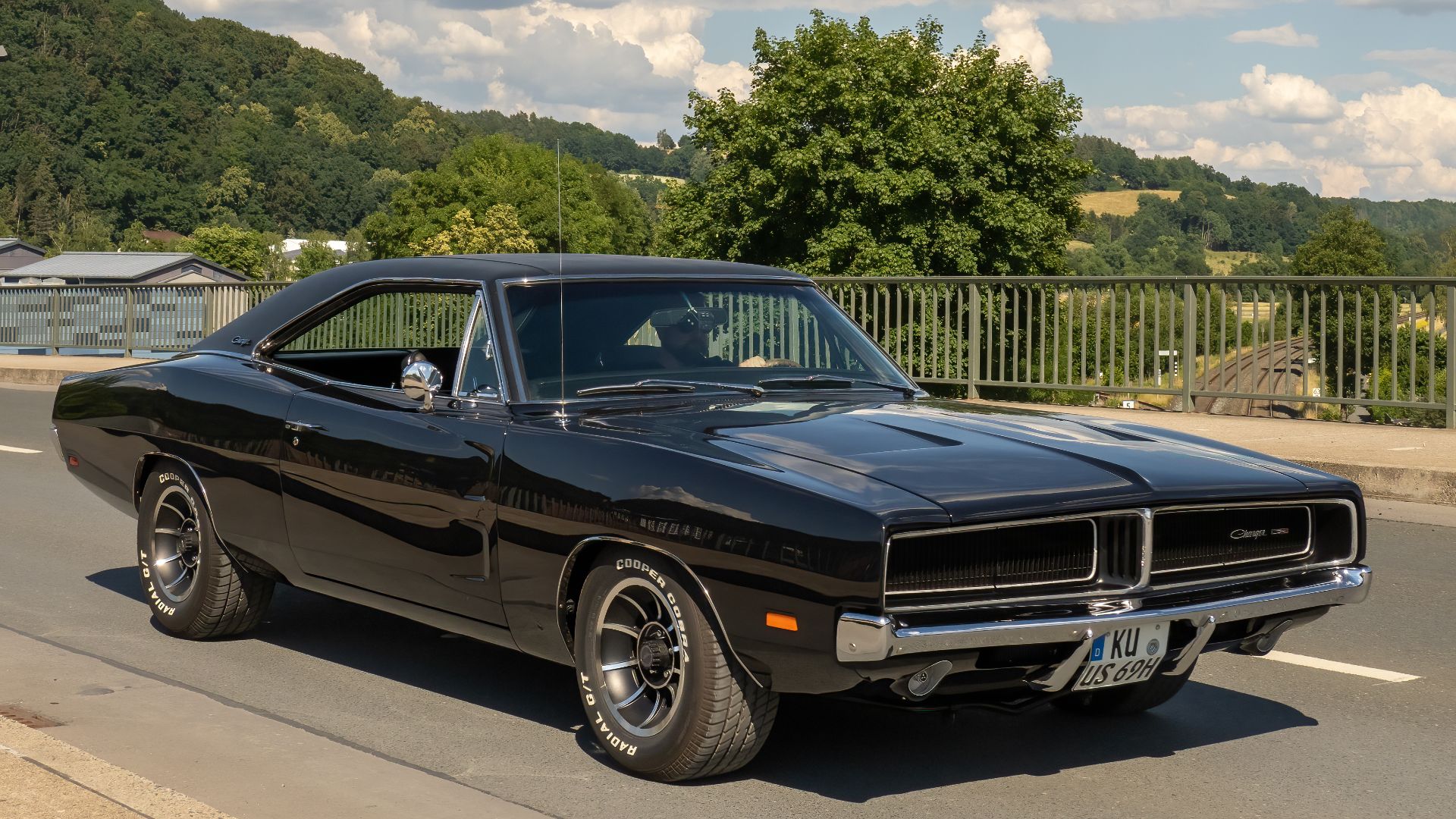 4. dodge Charger 1969