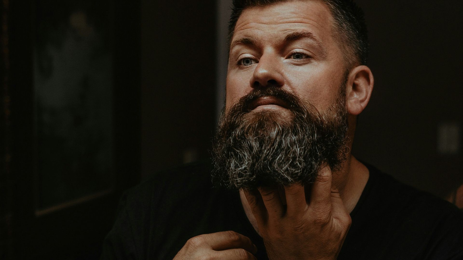 8. Huile à barbe