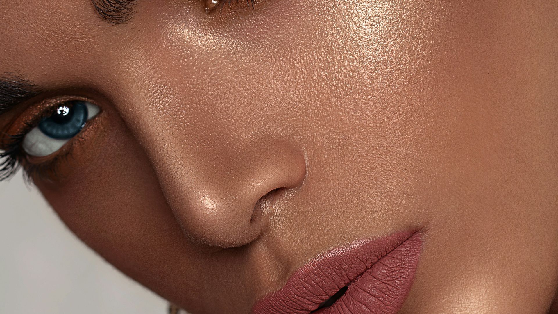 15. Trop de maquillage