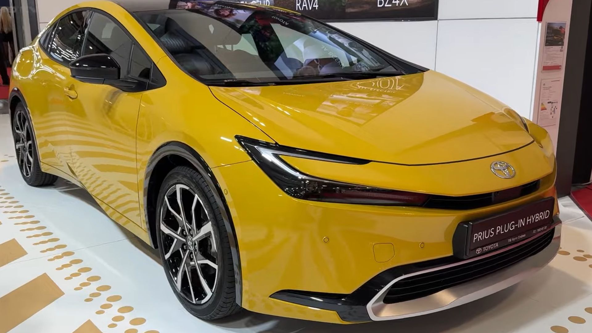 4. Toyota Prius (2025)