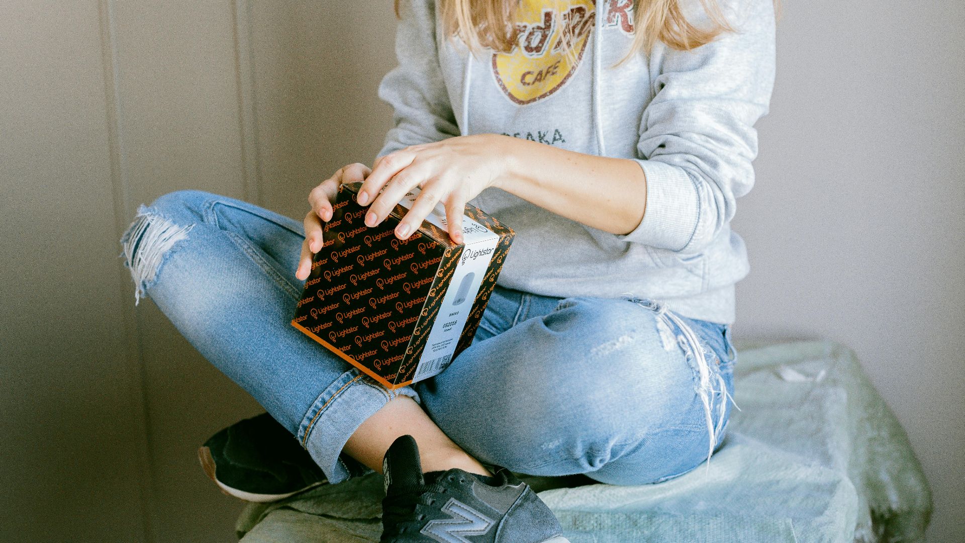 5. Emballages dont l'ouverture nécessite une tronçonneuse