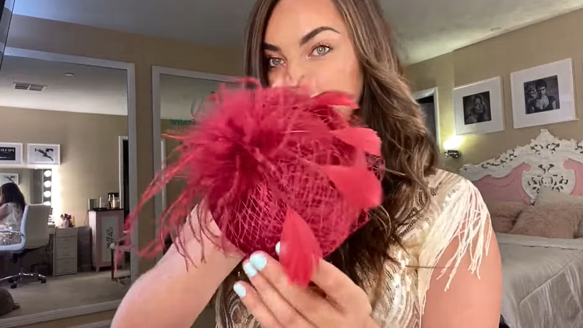 7. Fascinateur à plumes