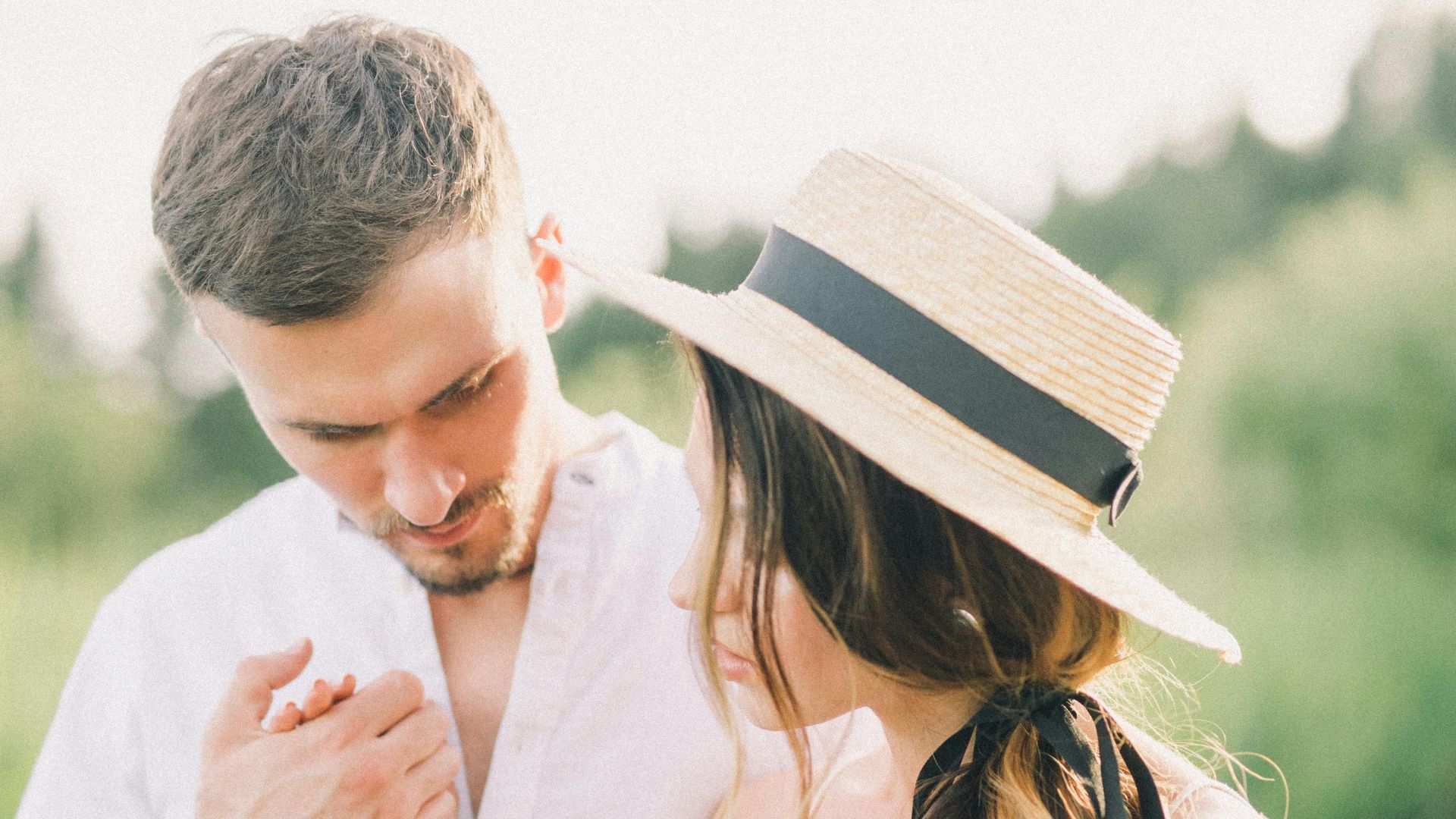 13. Chapeau de mariée