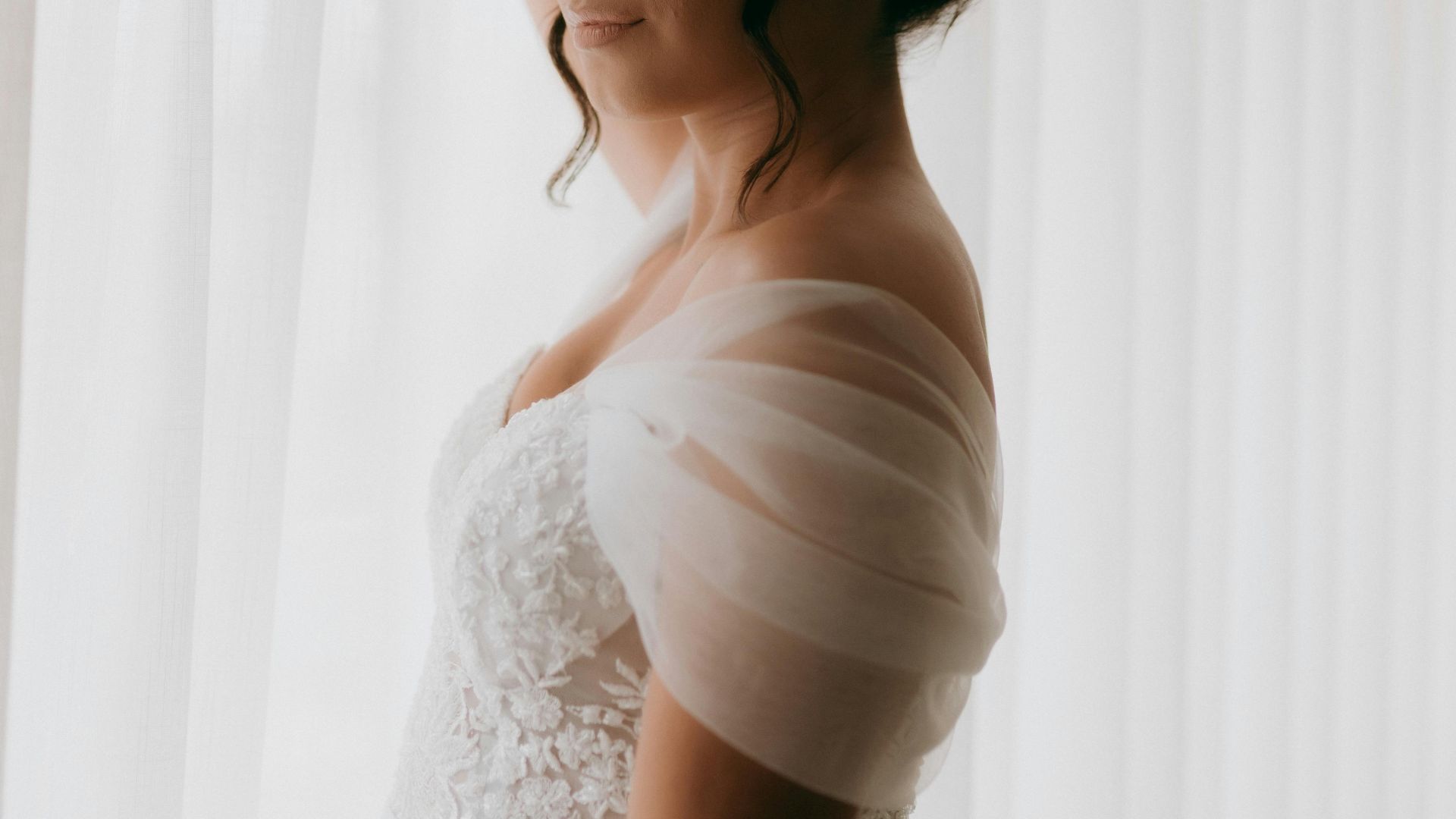 8. Robe Abby de Pronovias