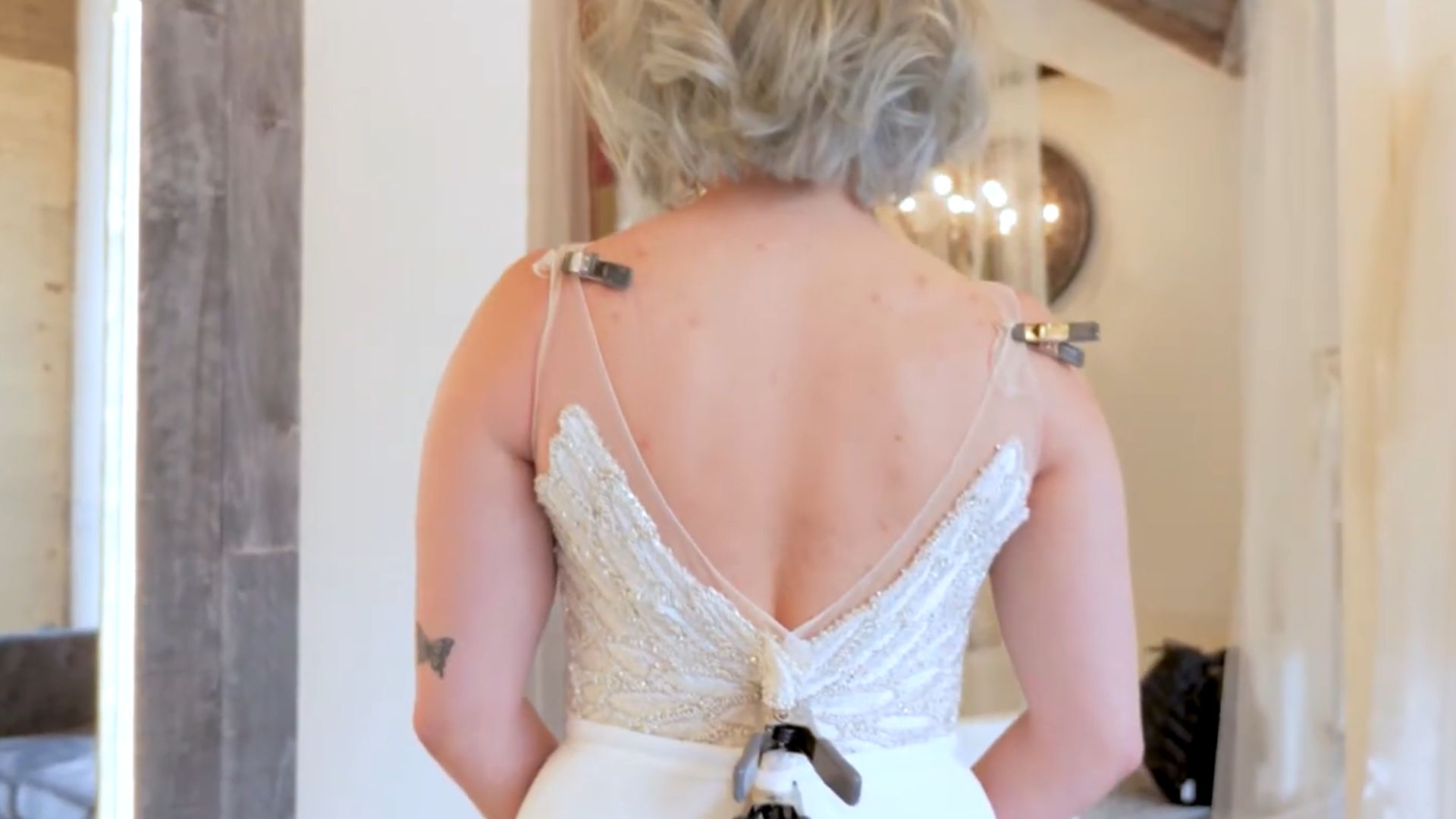 10. Style 88074PS Par Justin Alexander