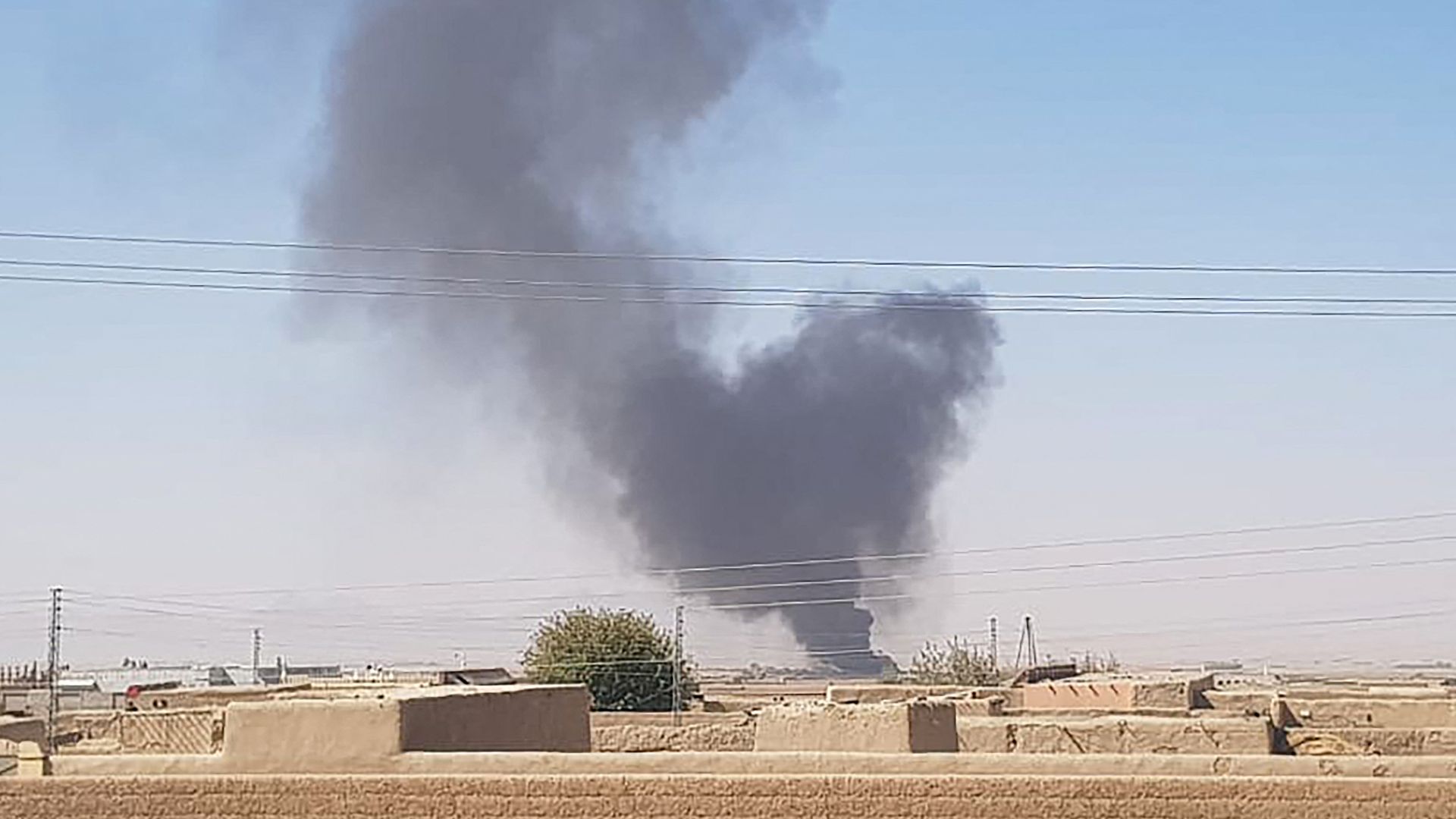 Le long de la frontière