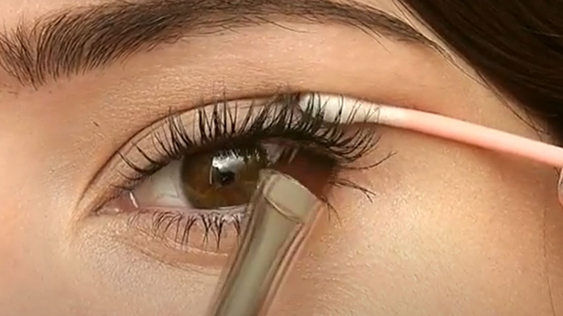 6. Liner serré de la ligne d'eau supérieure